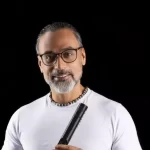 زندگی نامه محسن شریفیان